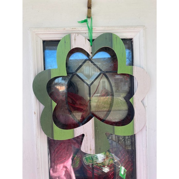 Set of 2 Saint Patrick’s Day Green & Farmhouse Shamrock Sign Wall Door Hanger - Picture 4 of 10